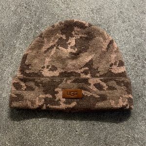 UGG Desert Tan Camo Beanie